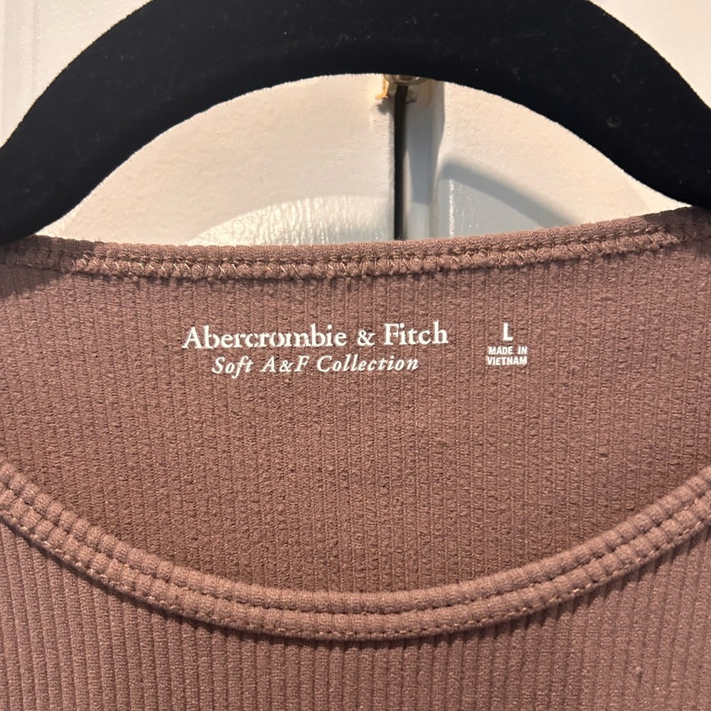 Abercrombie and Fitch Ribbed Halter Bodysuit - Picture 4 of 4